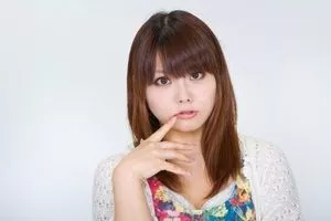 RAIZ repair (ライースリペア)を使用した美女。