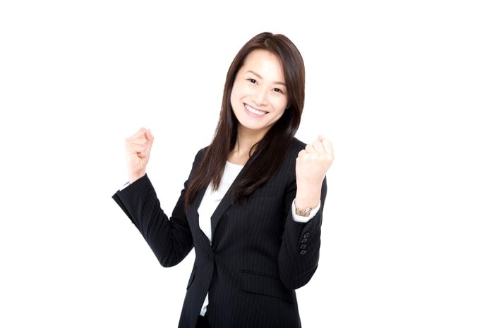 社会保険労務士とファイナンシャルプランナー2級合格後に開業登録した女性。
